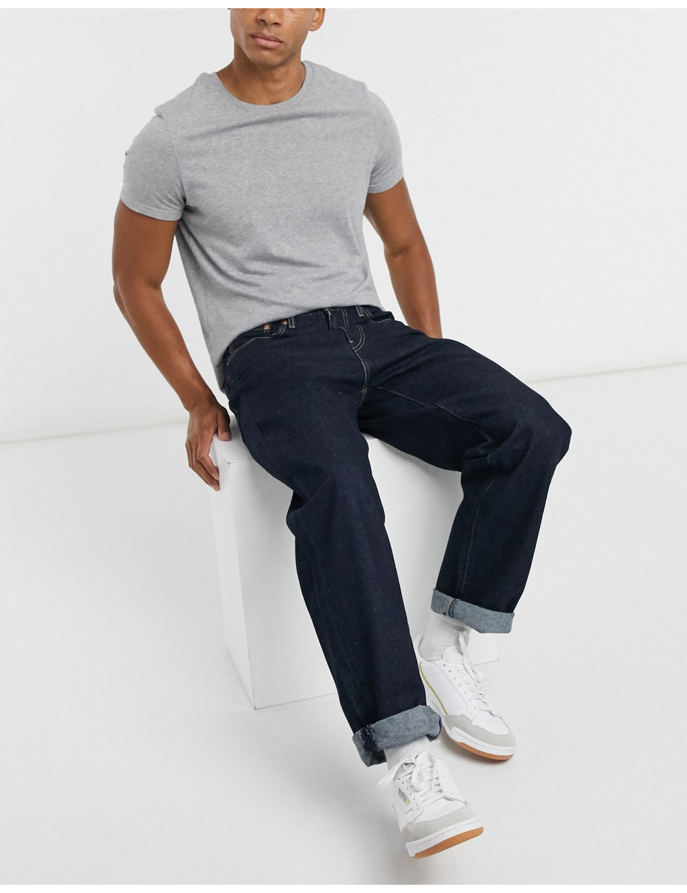 Levi's stay loose fit jeans...