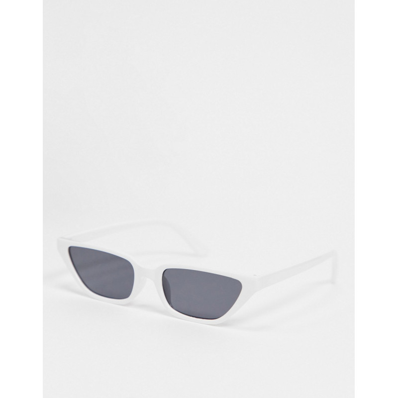 SVNX sunglasses in white...