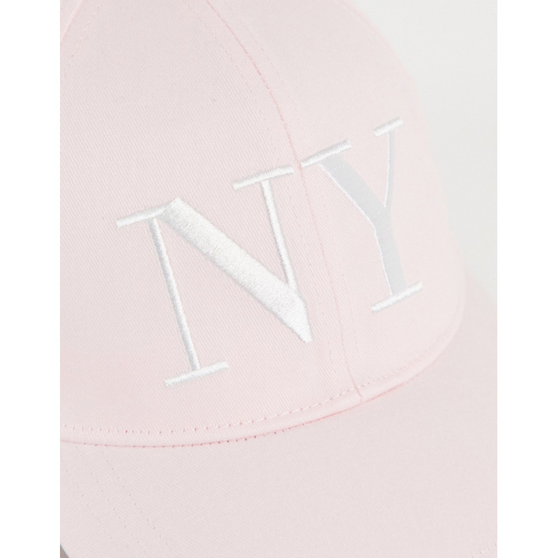 Calvin Klein cap in pink