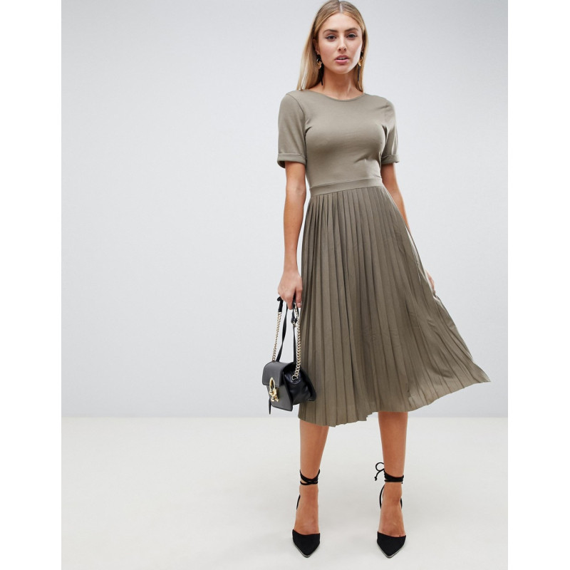 ASOS DESIGN pleated skirt...