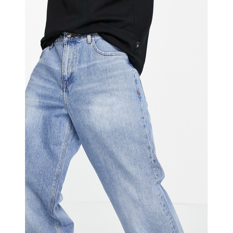 ASOS DESIGN baggy jeans...