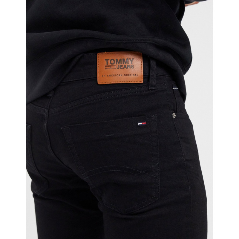 Tommy Jeans slim fit...