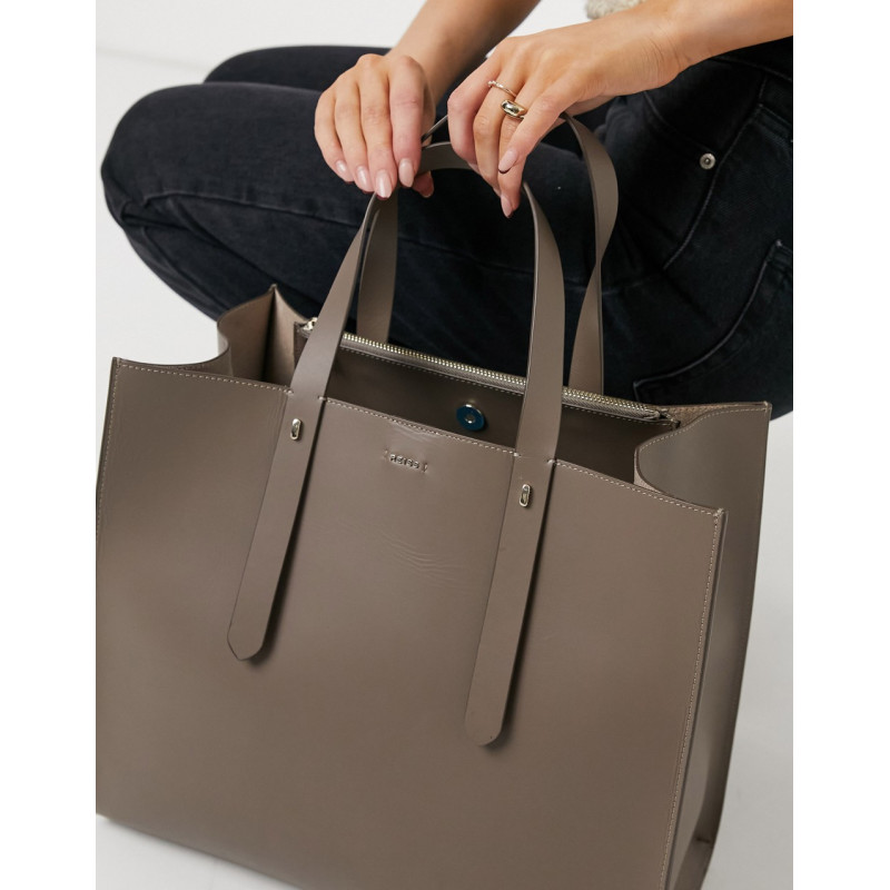 Reiss swaby leather tote in...