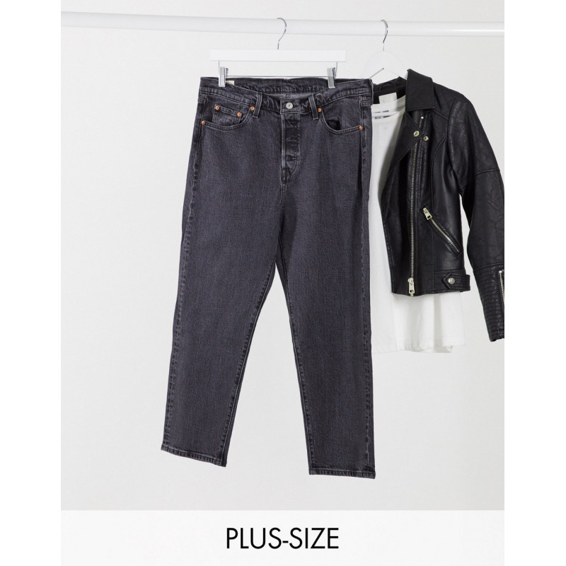 Levi's Plus 501 crop jeans...