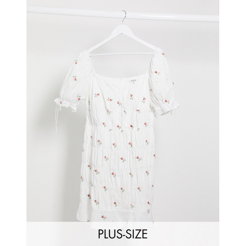 Missguided Plus ruched mini...
