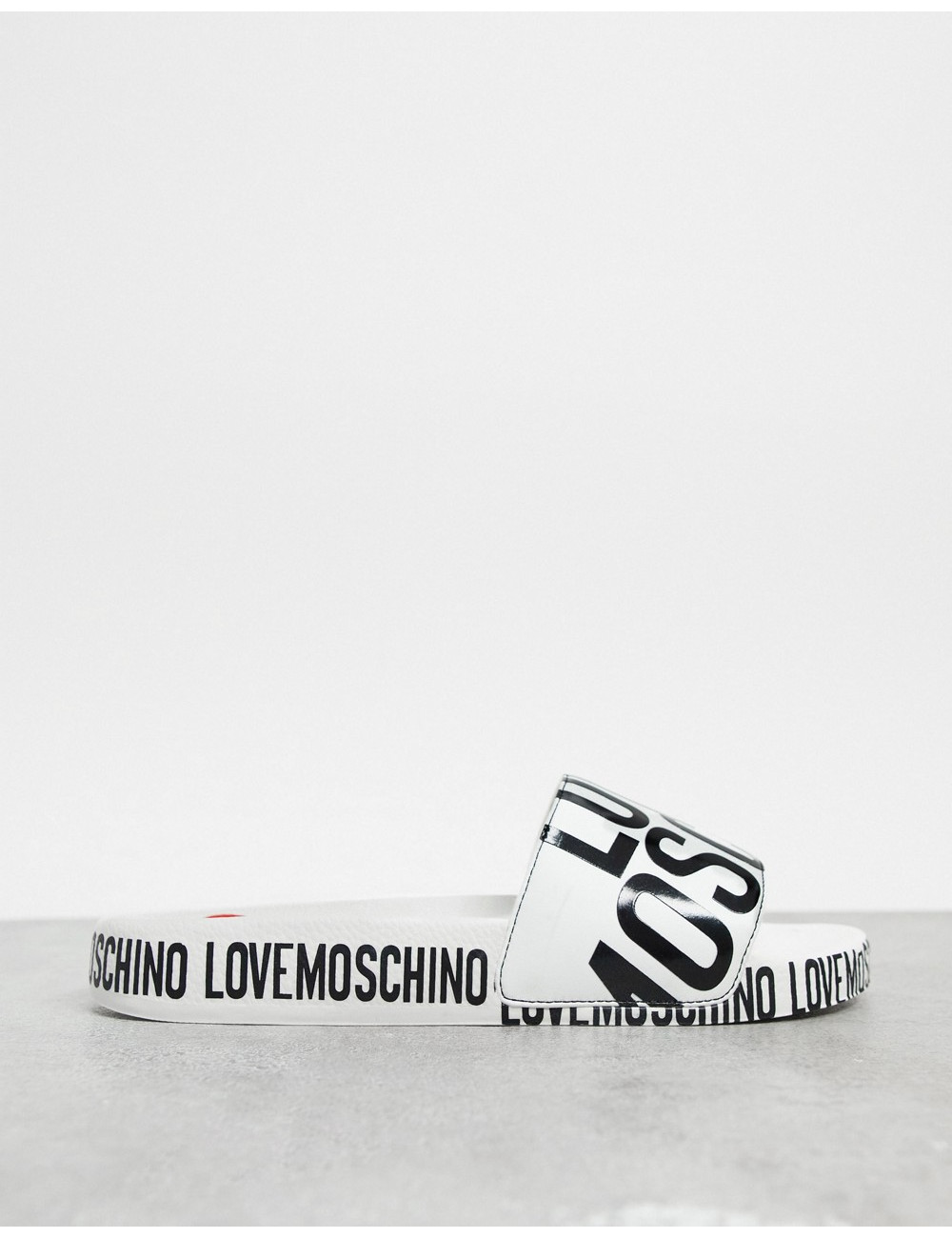 Love Moschino logo slider...