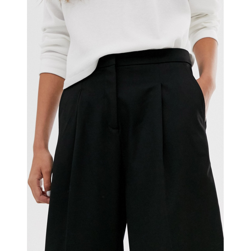 Selected Femme cropped...
