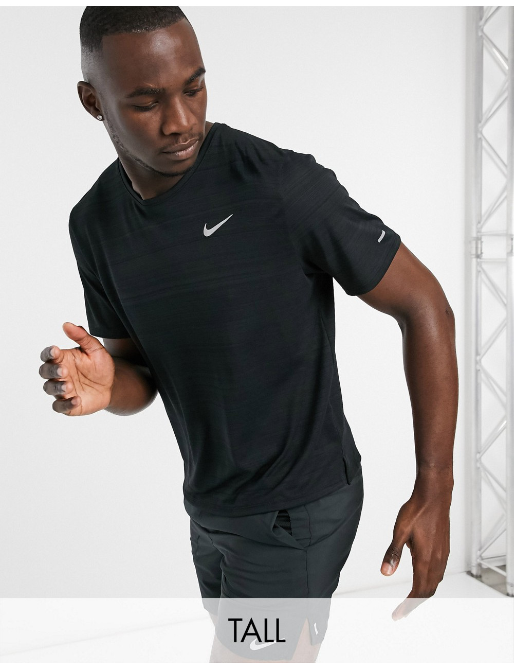 Nike Running Tall Miler...