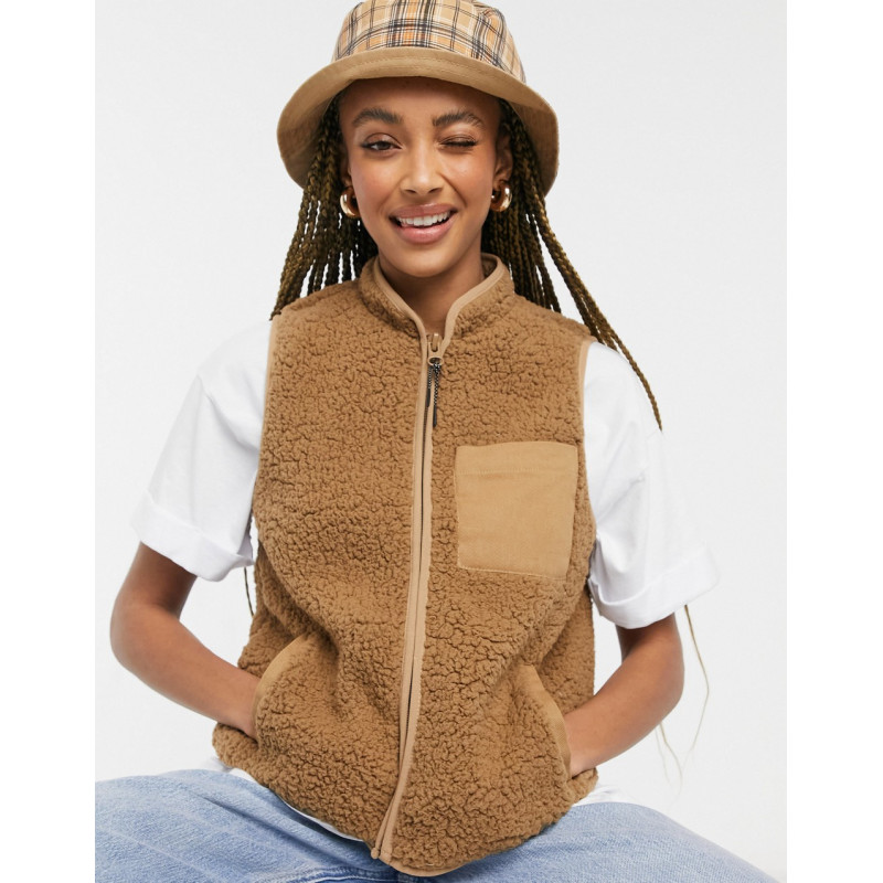  Only teddy gilet with...