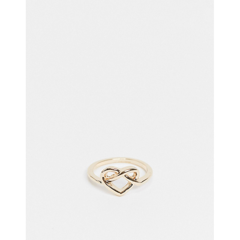Pieces heart knot ring in gold