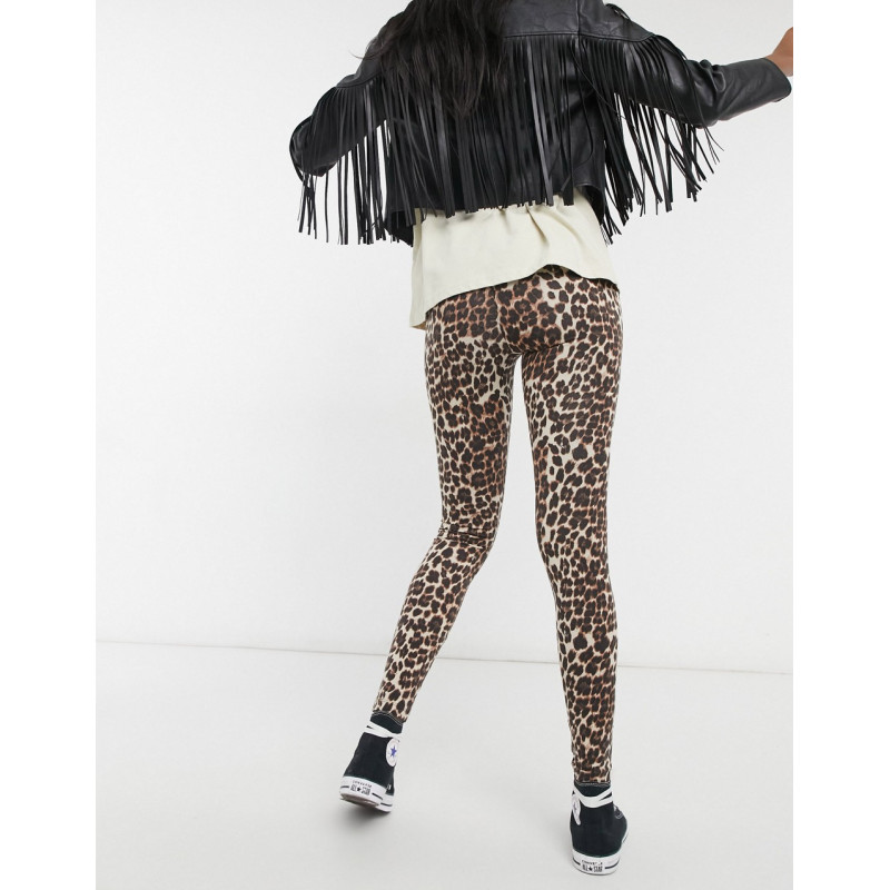 Only leggings in leopard print