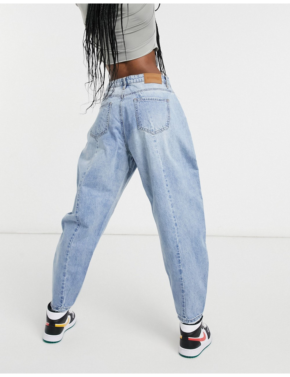 Missguided tapered jean in...