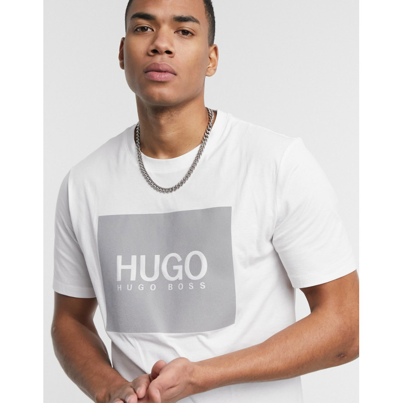 HUGO relefctive box logo...