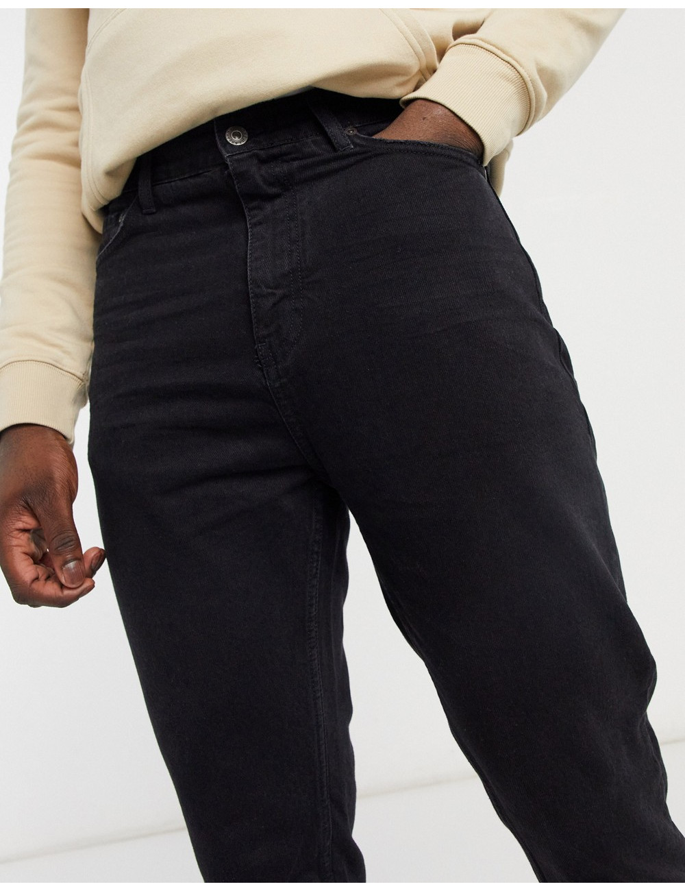 Pull&Bear relaxed fit jeans...
