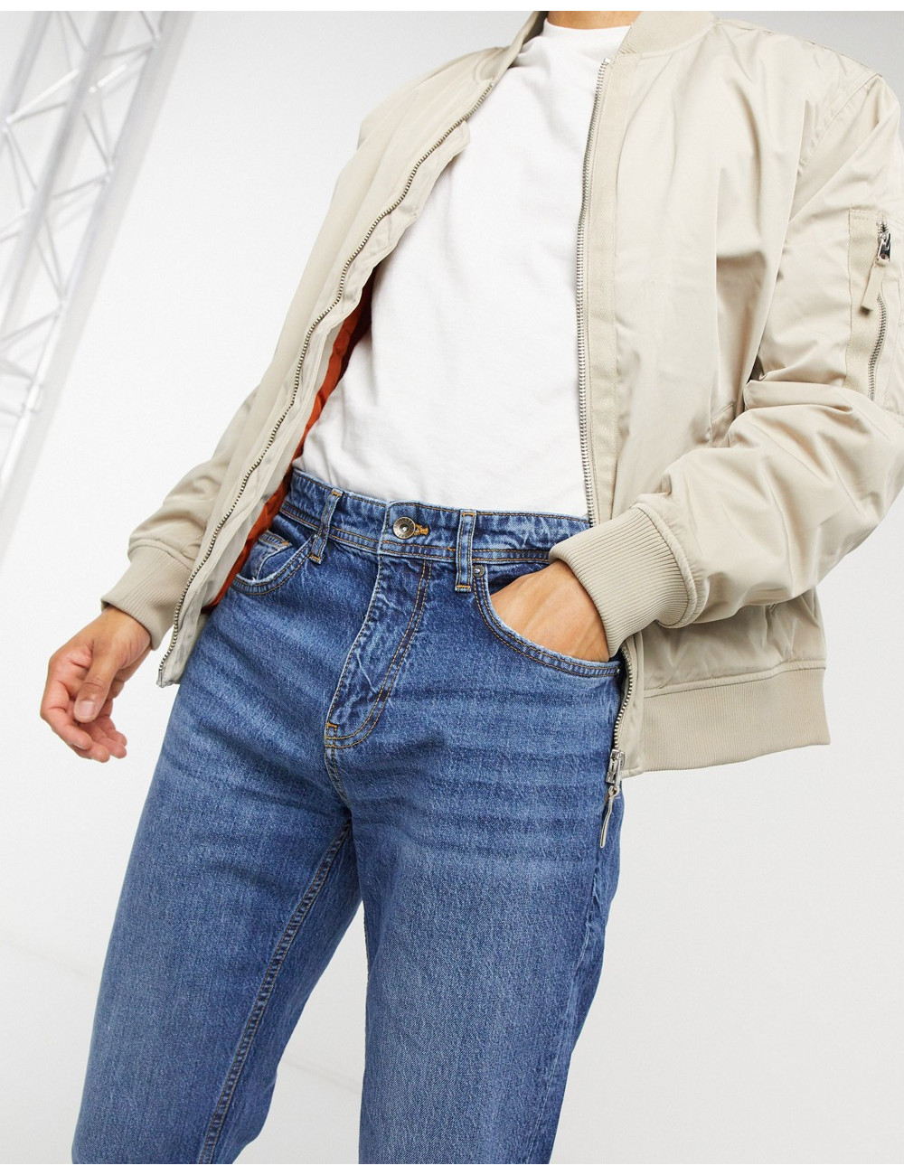 Pull&Bear tapered fit jeans...