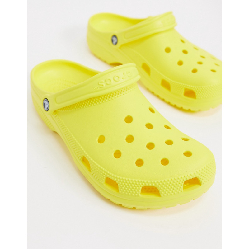 Crocs classic shoes in...