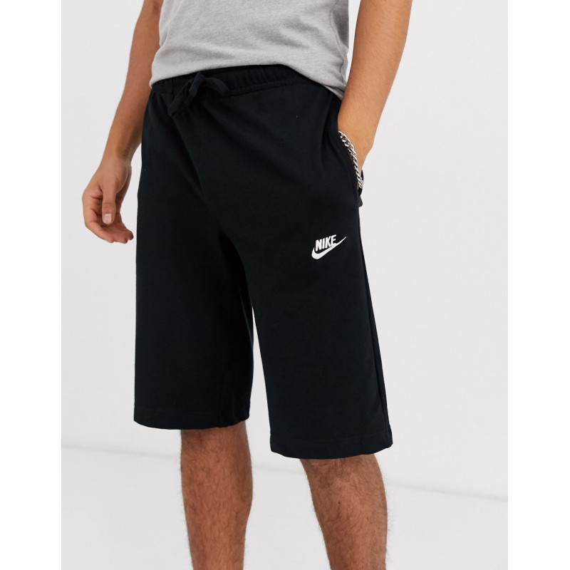 Nike Club Shorts In Black