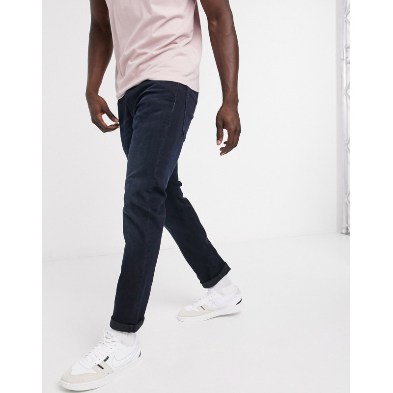 Levi's 502 tapered fit...