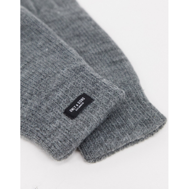 Only & Sons knitted gloves...
