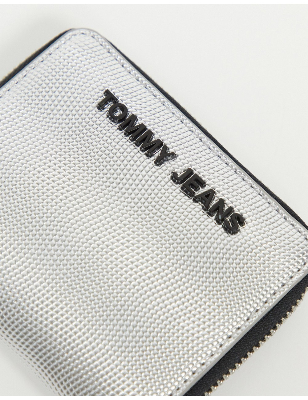 Tommy Jeans purse in silver