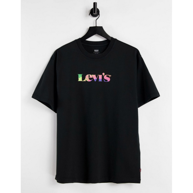 Levi's t-shirt in black...