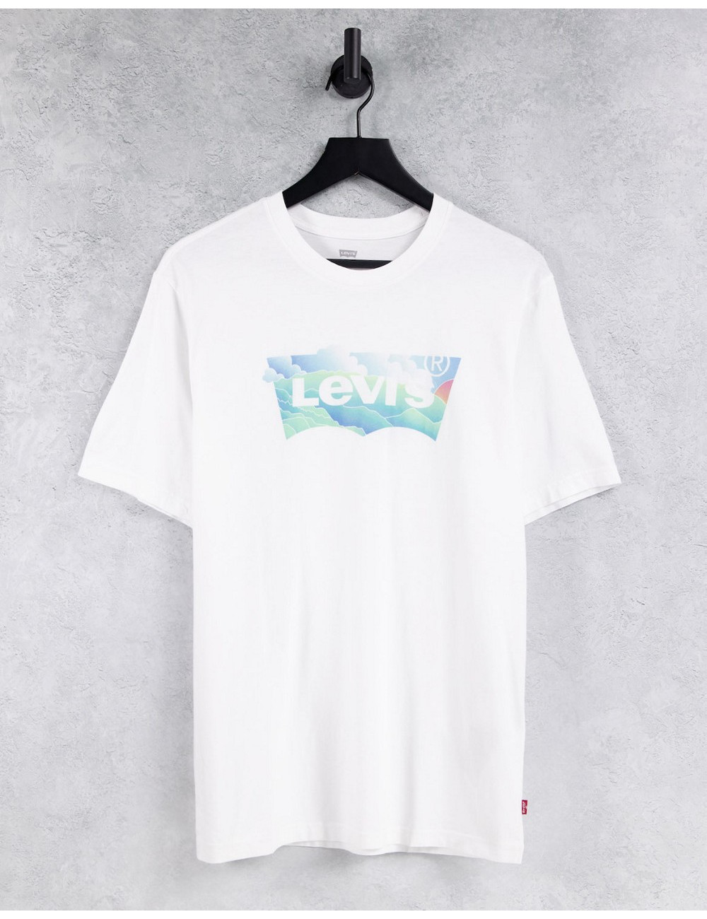 Levi's t-shirt in green...