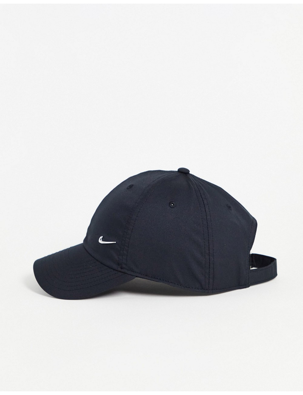 Nike metal swoosh cap in navy