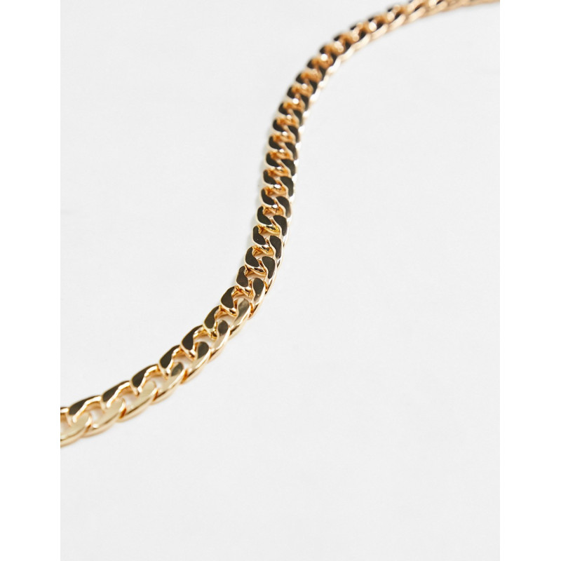 Saint Lola gold chain necklace