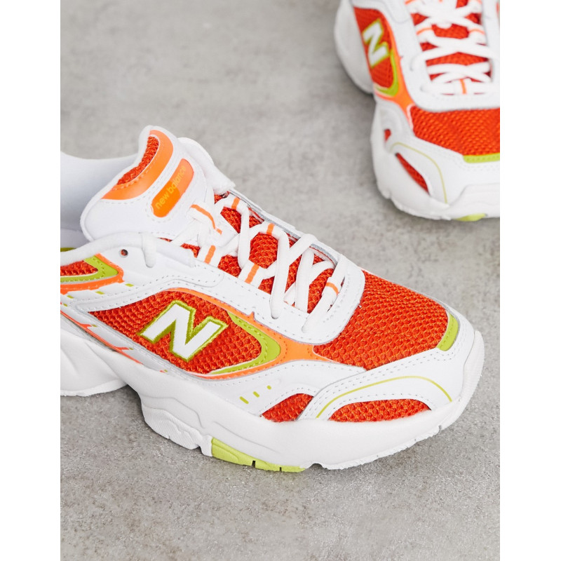 New Balance 452 in trainers...