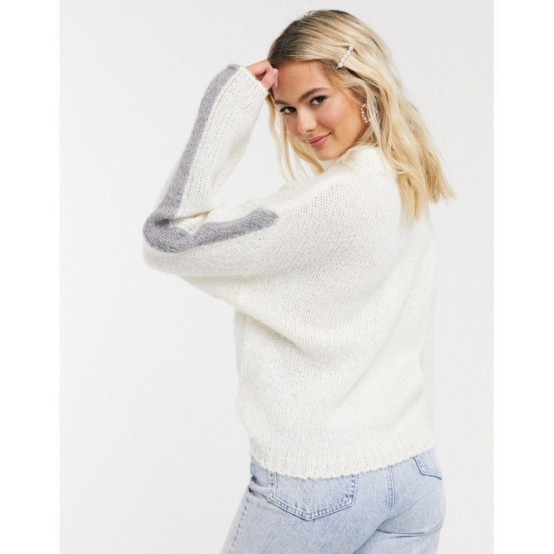Lee Chunky Knit in White