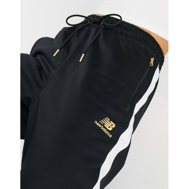New Balance joggers in black