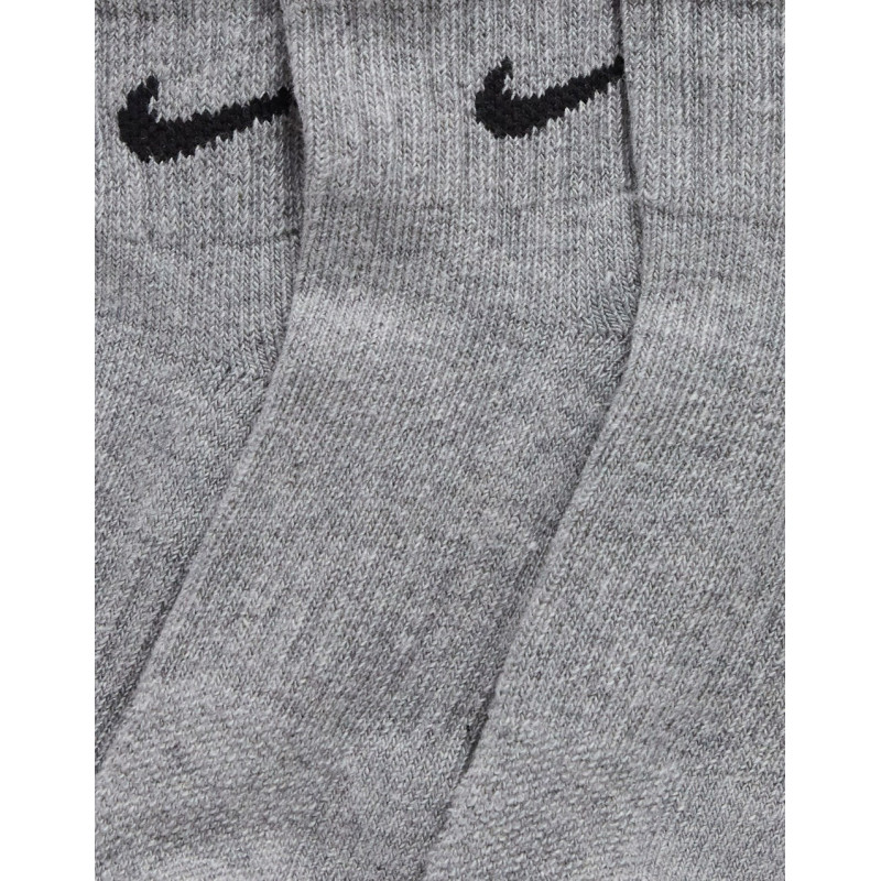 Nike grey swoosh logo 3...