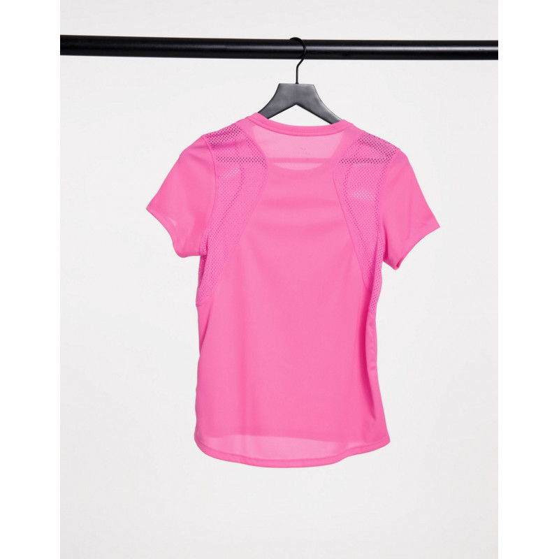 Nike Running t-shirt in pink