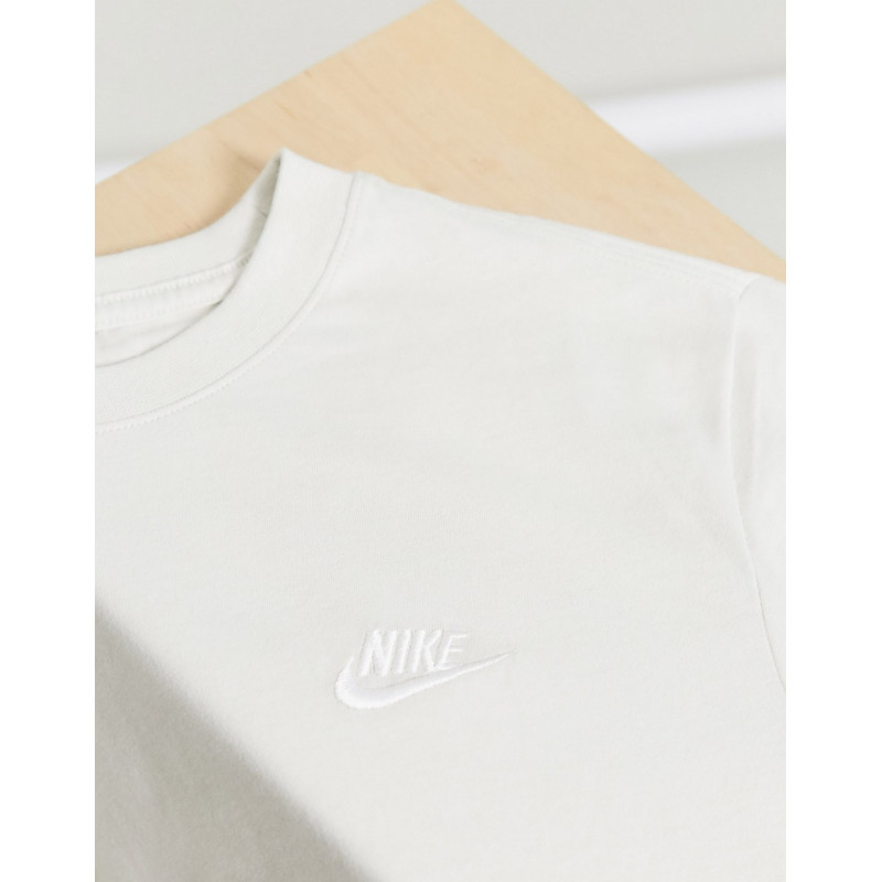 Nike Club t-shirt in stone