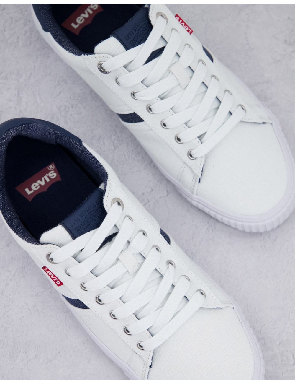 Levi's skinner lace up...