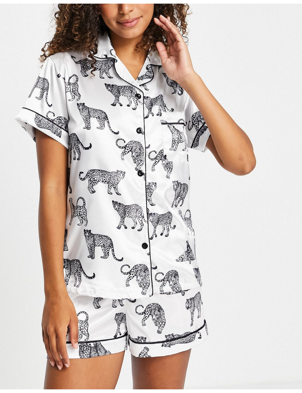 Night leopard print pyjama...
