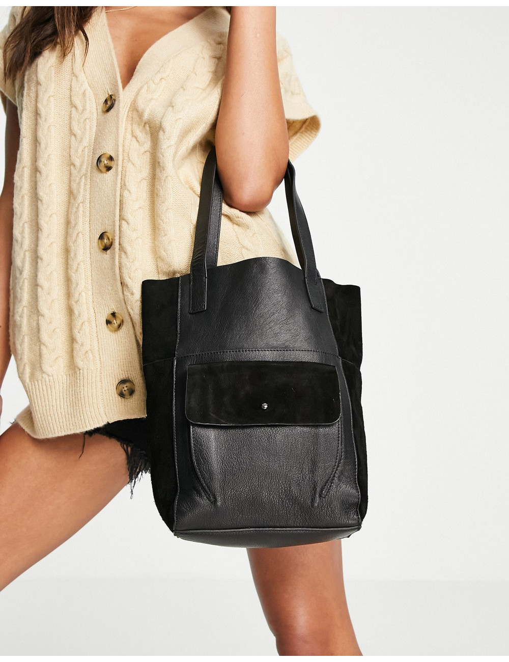 Urbancode leather tote bag...