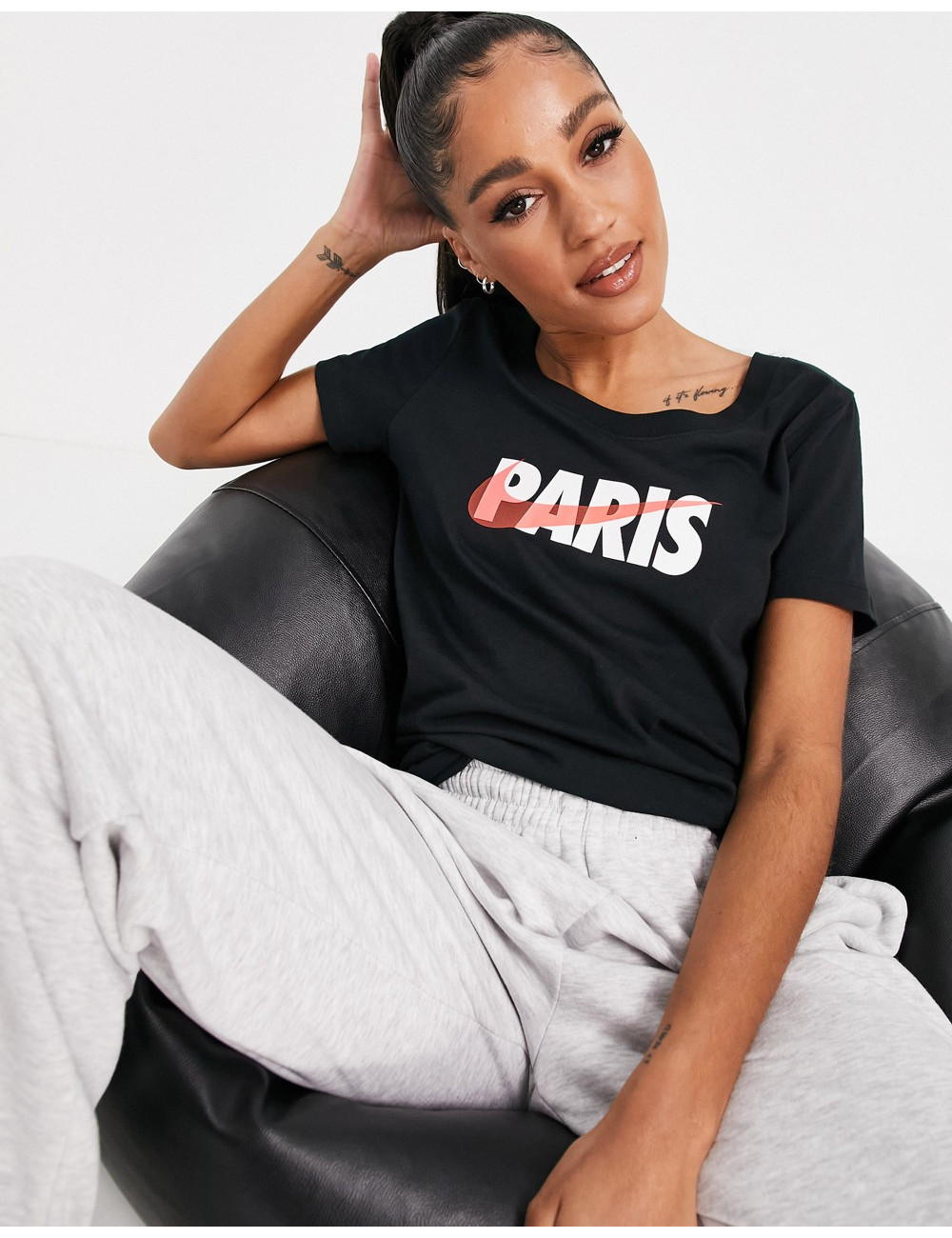 Nike Paris City T-Shirt in...