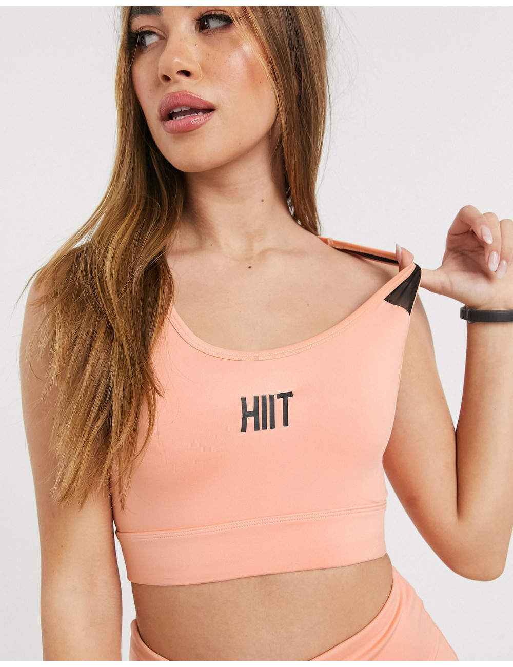 HIIT bra in peach with mesh...