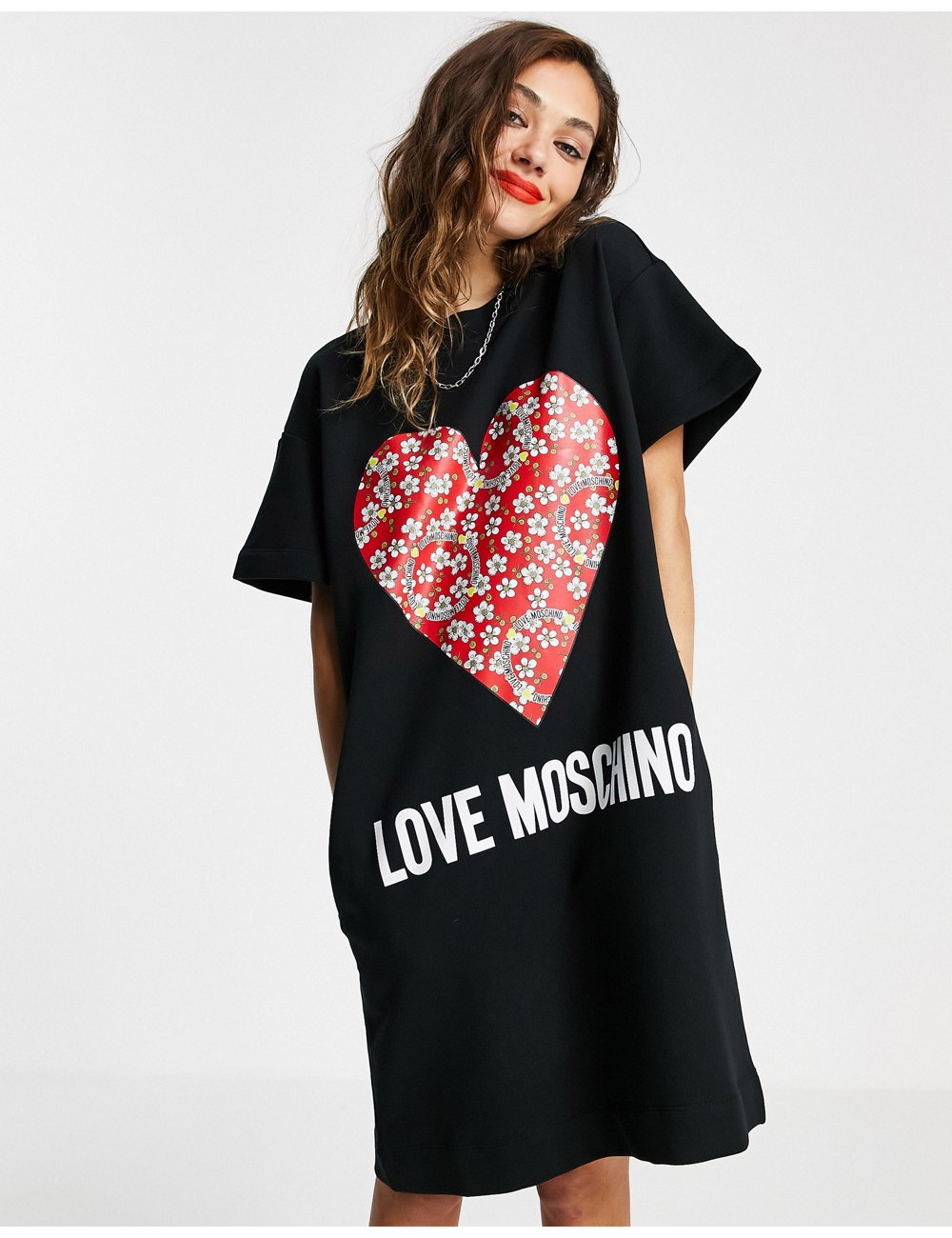 Love Moschino heart logo...