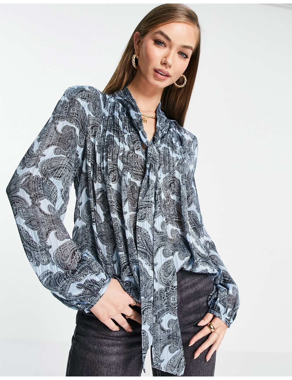 Mango pussybow blouse in print
