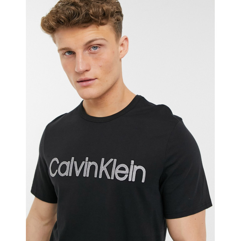 Calvin Klein logo crew neck...