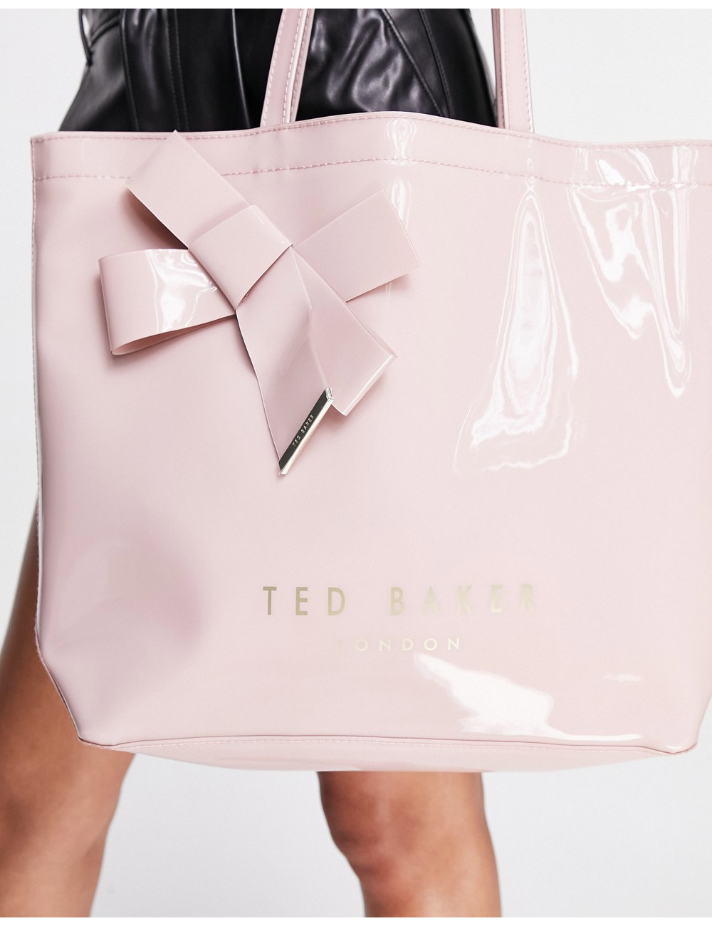 Ted Baker Nicon large icon...