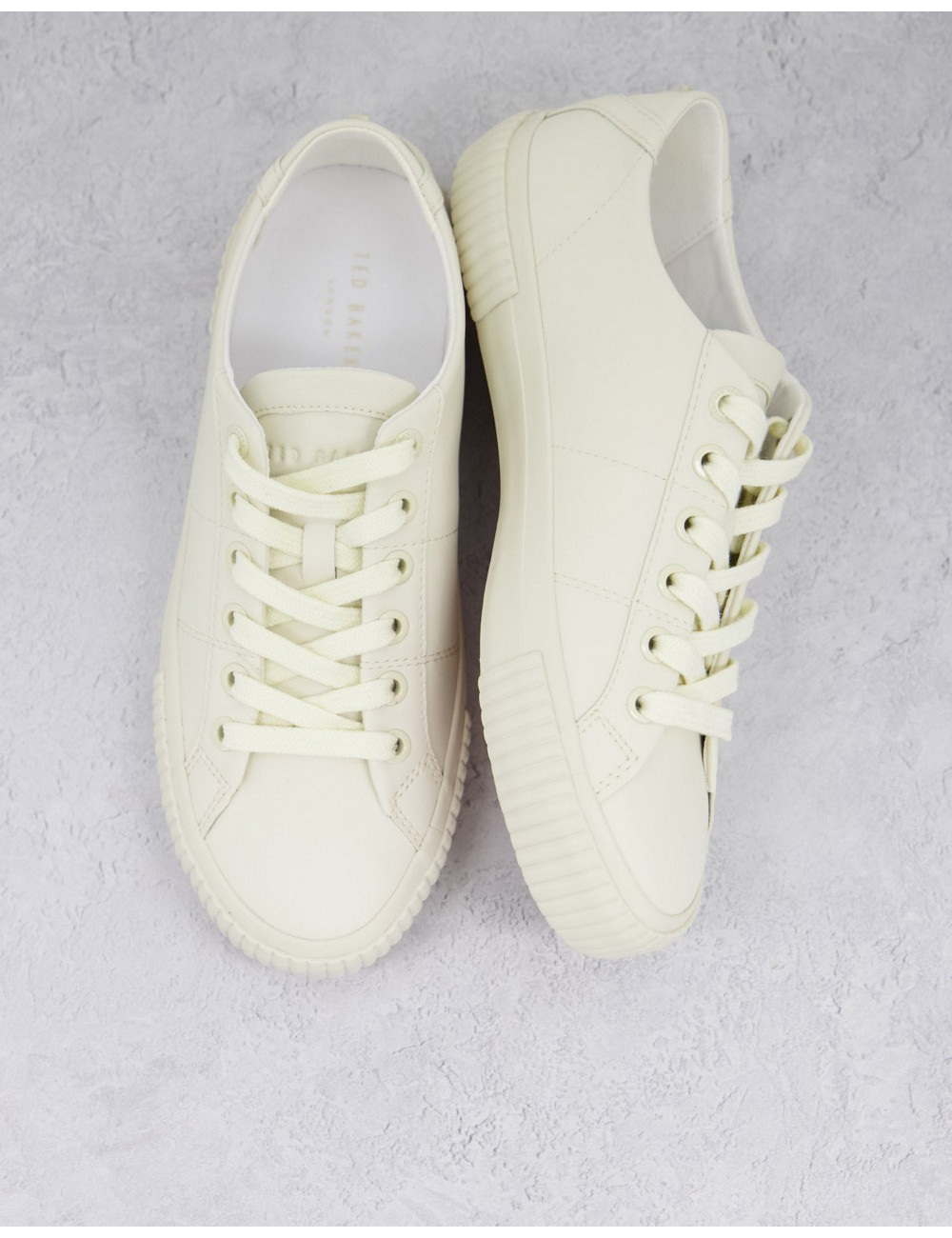 Ted Baker Kimiah trainer in...