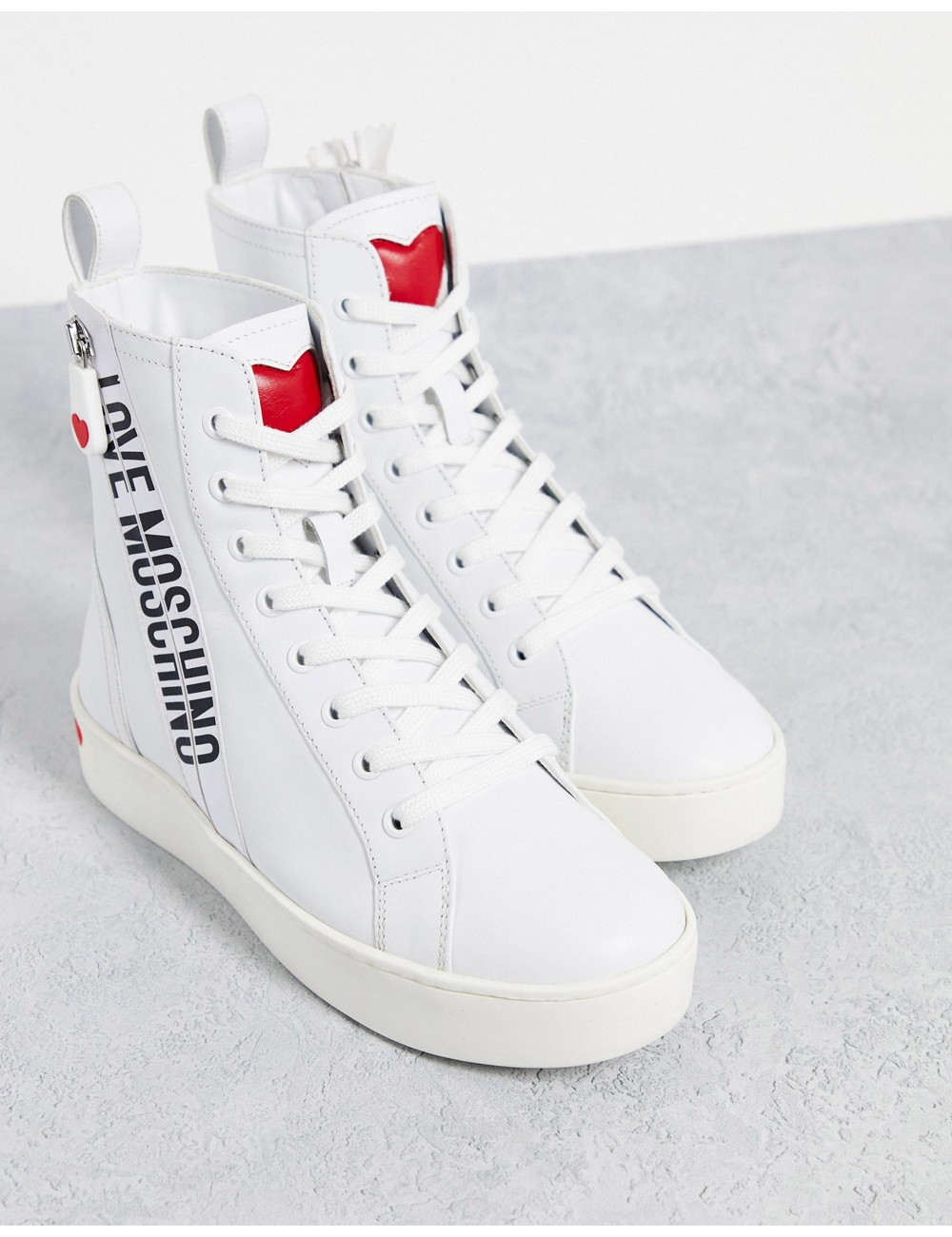 Love Moschino high top in...