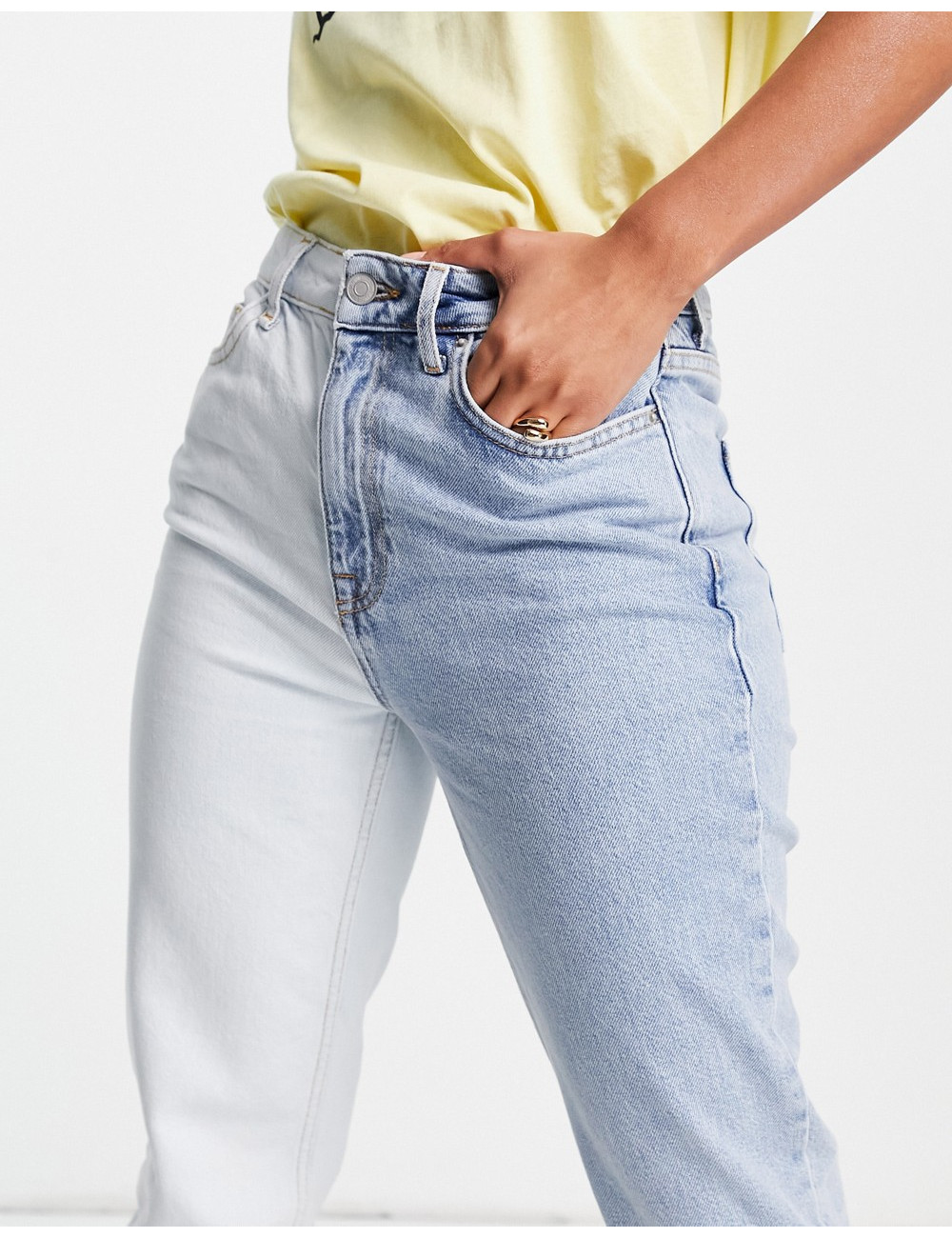 New Look two tone mom jean...