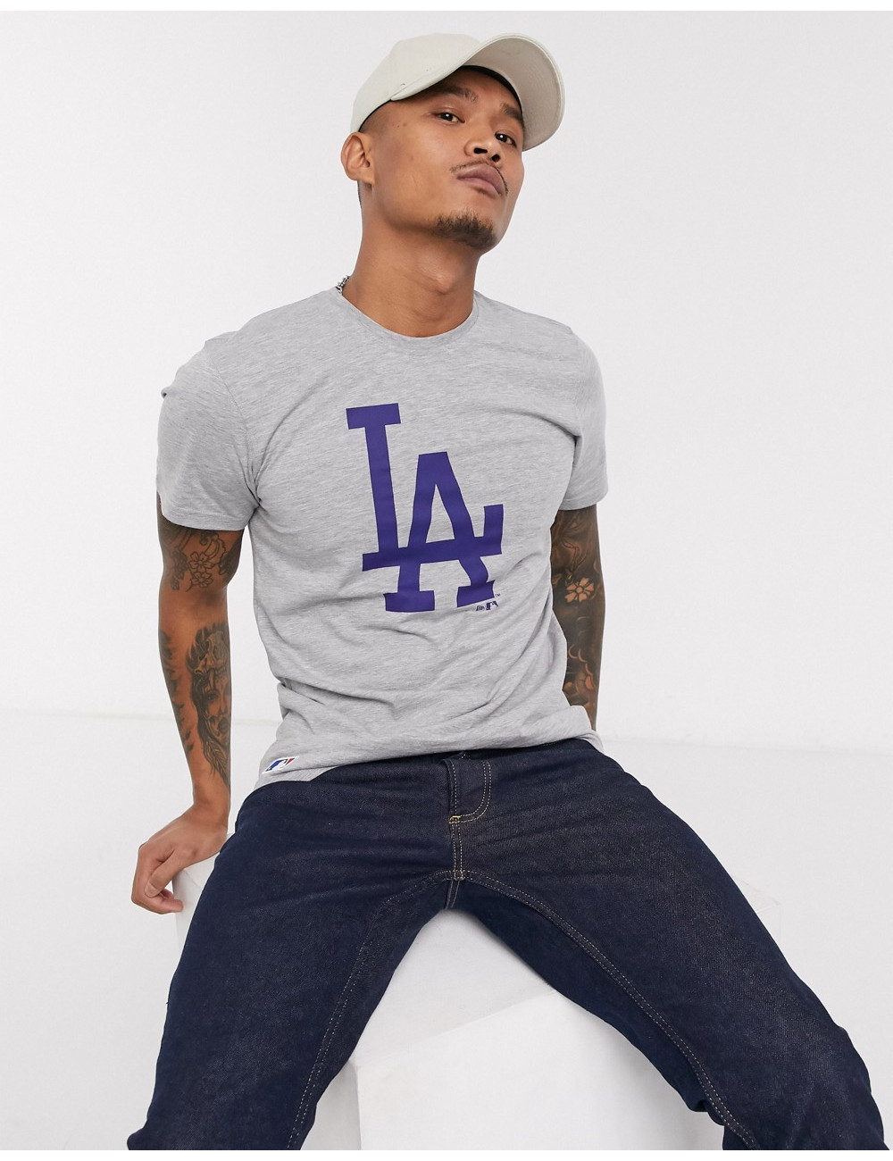 New Era MLB LA Dodgers logo...