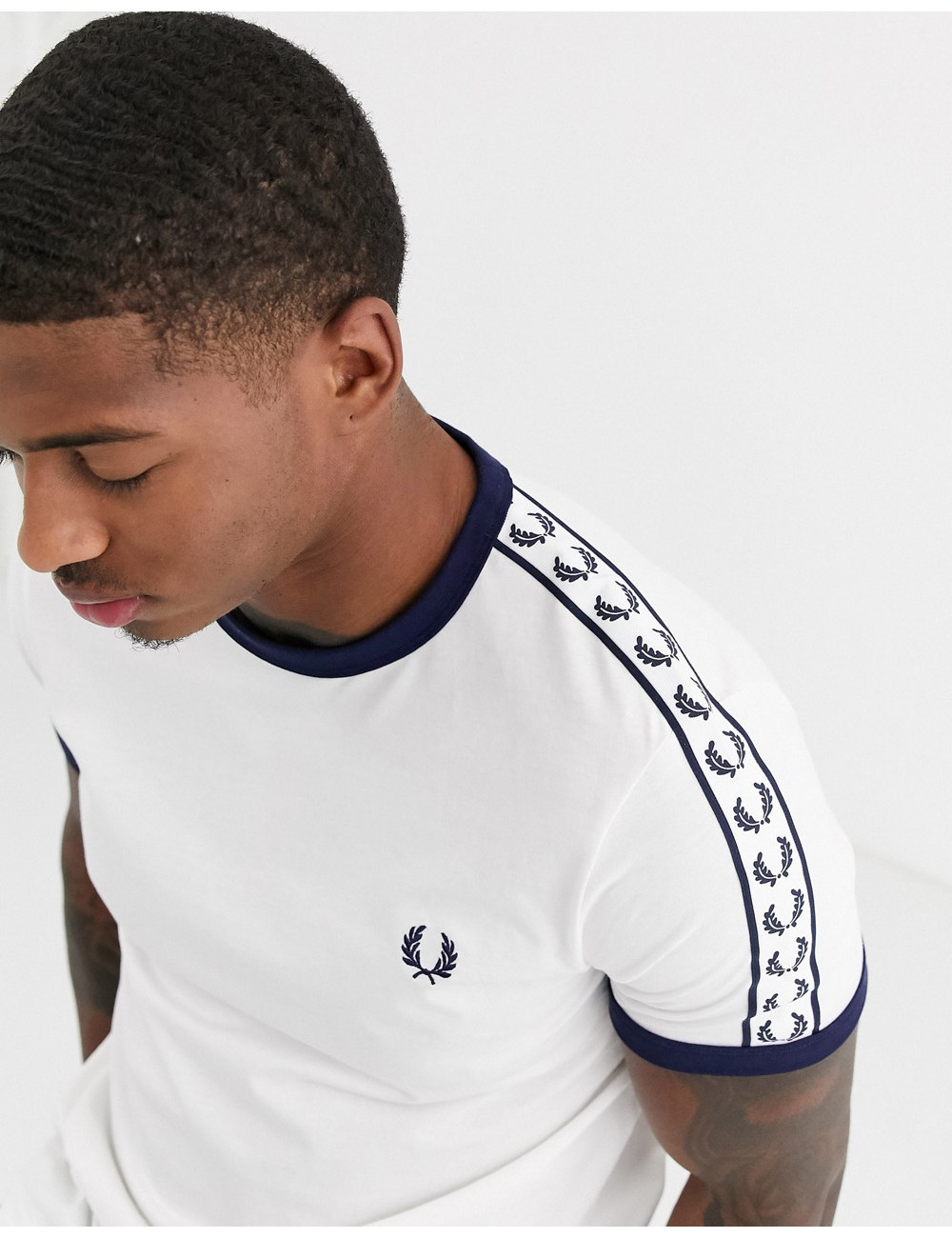 Fred Perry taped ringer...