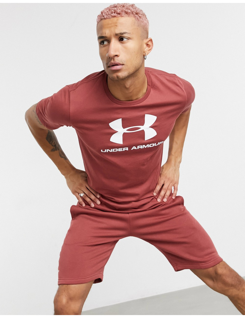 Under Armour t-shirt in red