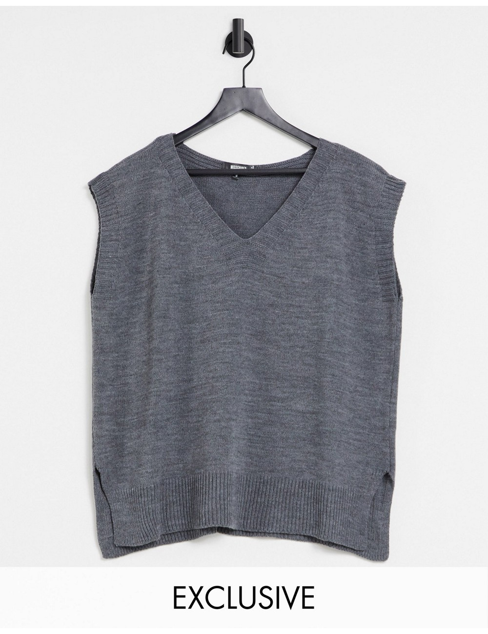 Missguided knitted vest in...